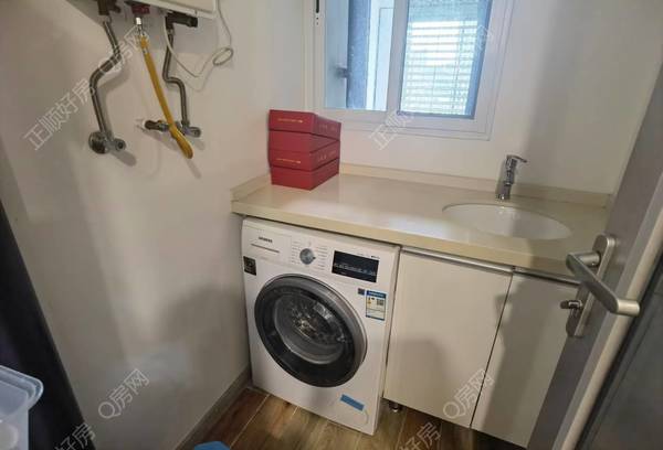 72D09813-448F-4FF2-9D2C-CAE46CCB7B8E