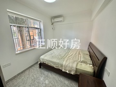 E5A50381-69AD-4B0F-BFB1-13FBF1ABA93F