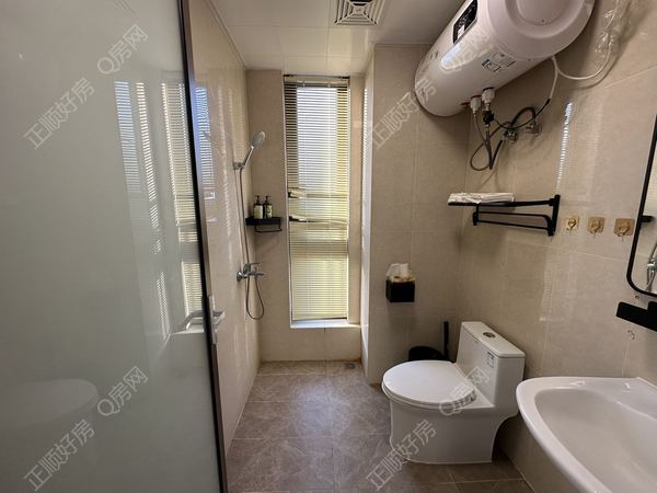 DCECDA42-6E5B-459E-B66F-B129B74B5F36