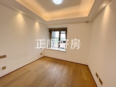 次卧