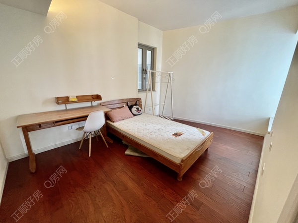 84E590A8-1F4E-4140-87BD-A203B8E14855