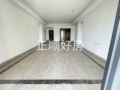 4D8E0EA3-4A17-417C-8382-535245E5F12A