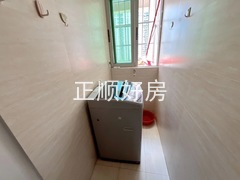 b9e0301ad3f2feeb82af5a0880fe63da