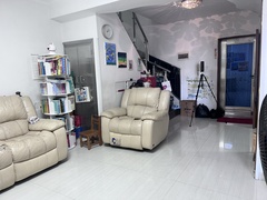 A14CB929-AFB2-44F0-B8E9-9733F7D6B21F