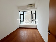 一楼次卧
