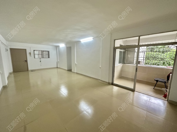5AABFFE8-E09B-4507-905E-262143A55C13