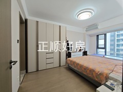 a18eaf57e268e5aaf46ec813f7c81bf1