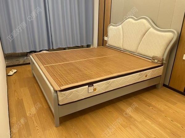 9880612d08bf8ce2198a549705f7578f