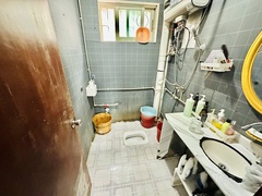 C81E2160-030F-4483-99D2-DBAF1DDA3FD3