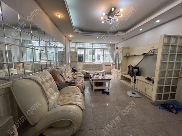 VR看房