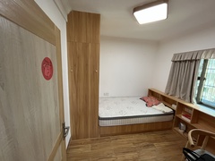 195CBE04-D3C4-48FD-A8A5-C698560D3FED