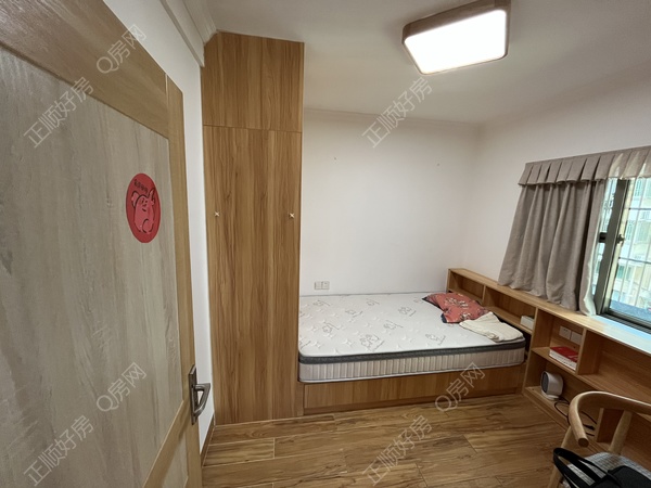 195CBE04-D3C4-48FD-A8A5-C698560D3FED