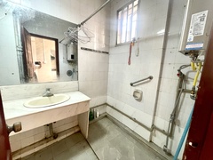 2FBA3134-E4B9-447B-AB32-E275596875FC