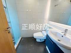 A4367F68-7415-4B1D-B2D1-7812976FBA40