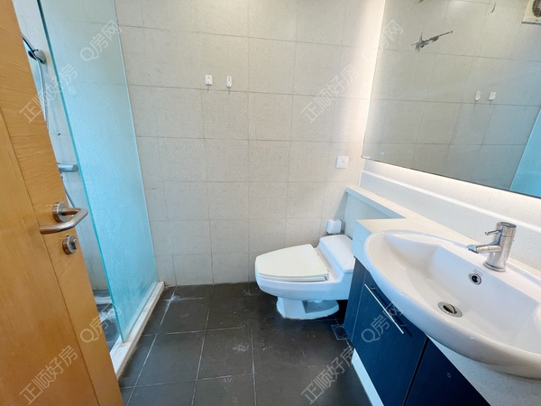 A4367F68-7415-4B1D-B2D1-7812976FBA40