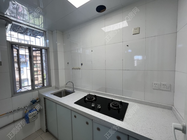 8E771D77-5C19-4776-A605-C1B56D1CB2AC