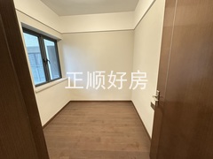 次卧
