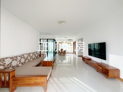 2087053D-A72B-4ECC-8DBB-7E512AF52F68