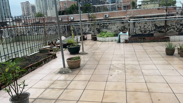 3306154C-5EDA-4D2A-8850-8FB0EE5F2D65