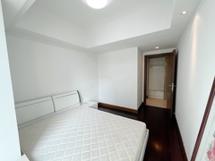 2F1F3B05-21B4-4D04-9F3B-9005B22F4D51