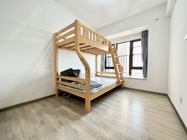 6376DEAA-7796-4692-8F2C-99706D630585