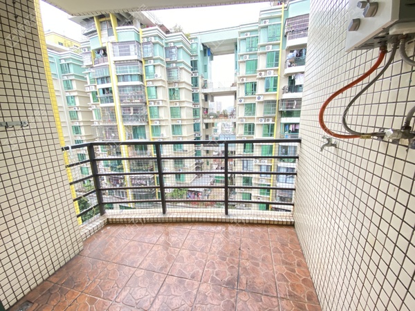 5A590F21-4549-4EFA-82A0-C53A33D3229A