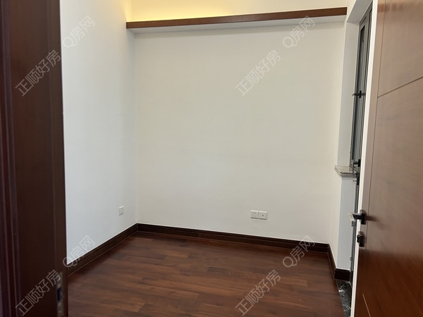 C4C81469-080C-4A14-9355-7894FE7FEB91