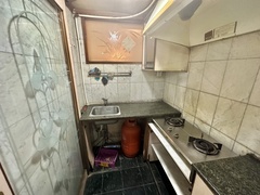 22C6185F-99A2-4356-8DA5-289937CF6561