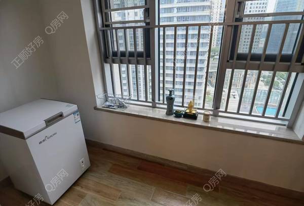 3D40A769-BC54-464D-985C-C2D518C5F607