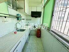 04085EC3-805D-4D6E-A918-385FC6FC88F4