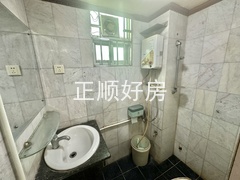 36F7C7E5-8E1B-4582-AADE-A86473FFE45A