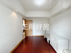 次卧