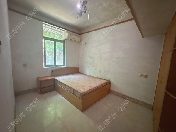 EAFAAE2F-1C1C-4863-B336-DE02E007F687