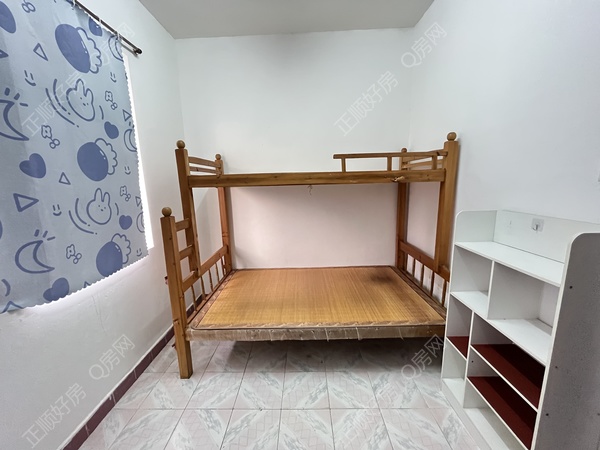 0112C1E2-EFC1-41AA-B80B-E6BE3F21F137
