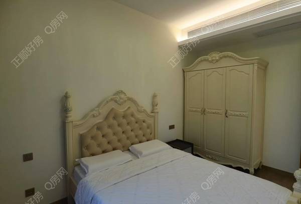 A0911085-880D-406A-A1A3-7554DFBDC273