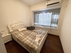 54C1749B-BE19-472D-A52E-28BE7D782B77