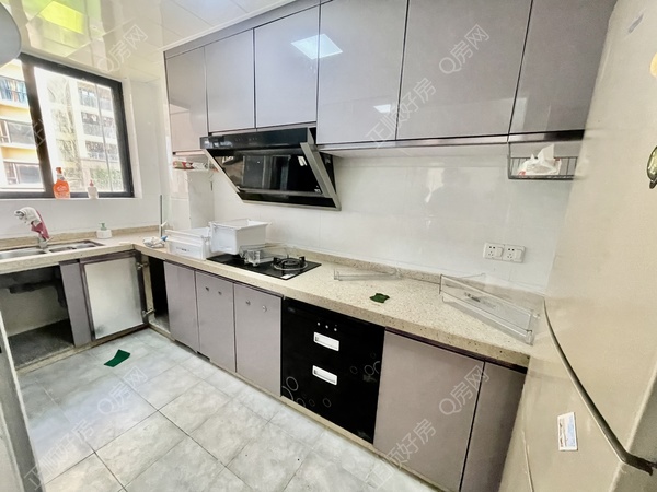 B13C763A-AACF-4725-8969-2B2A3781DA9E