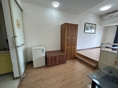 190FC5F5-7254-4841-84EB-CC86B7944D46