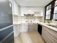 00E6E59A-DD0B-41E2-952D-5385FE5DDC3E