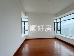 一楼主卧
