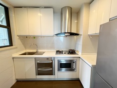 57475962-10BB-4903-B726-E955A9D0B342