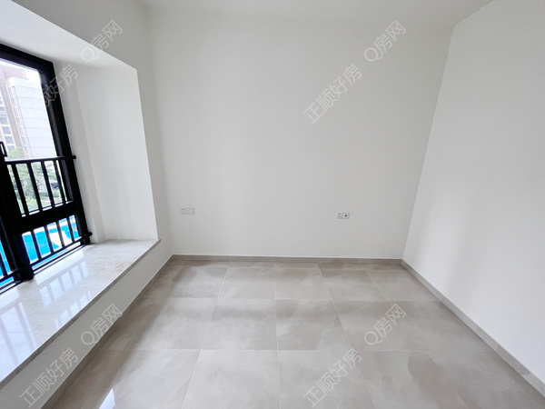 3FC28144-DEBE-4862-ACD2-62124DA78824