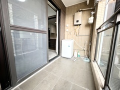 CE268CC5-35F0-4A78-BCE0-FD68CE2D2DC4