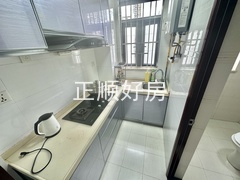 CB5B7BCB-5582-4E45-8027-6746BCF6A33F