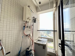 CF5265A6-84B5-4A46-9BBA-B6613ACDD0A4