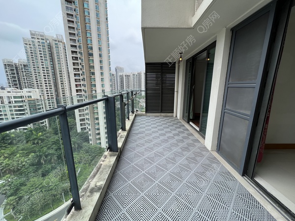 34F574F2-1F7D-44CC-A158-D5D5A6BB2471