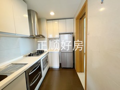 184A268E-CFD5-4A05-97FE-83174A671373