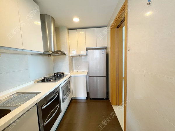 184A268E-CFD5-4A05-97FE-83174A671373