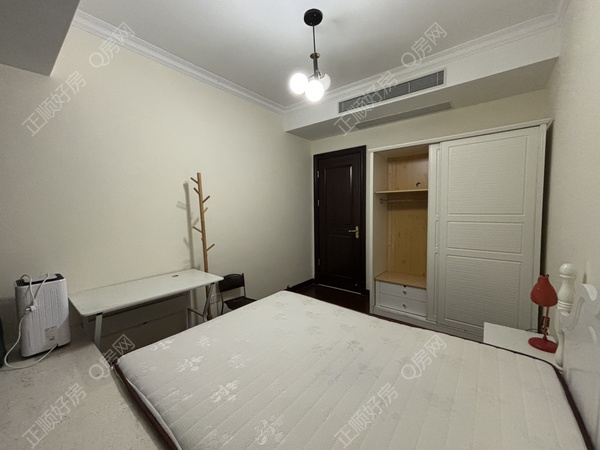 E2C23DCF-43AA-4439-B7C8-2A399A20C15F