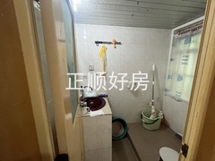 141FA30E-74E1-4A8C-BBBA-E642F9A7C216